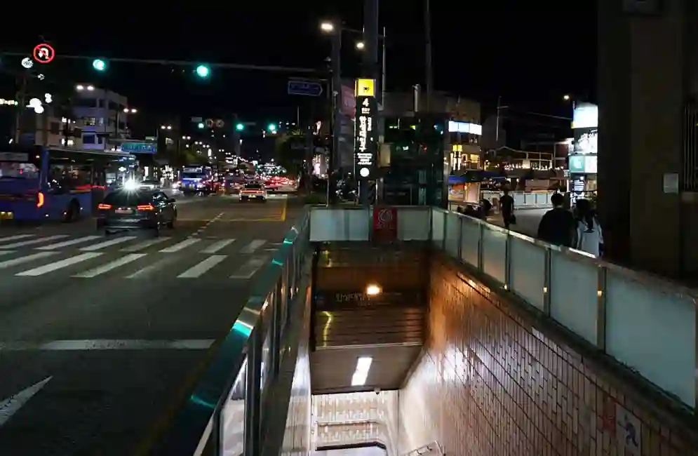 Finished descending to Hansung University Station