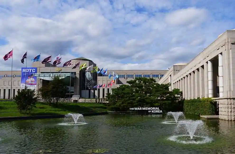 War Memorial Pond