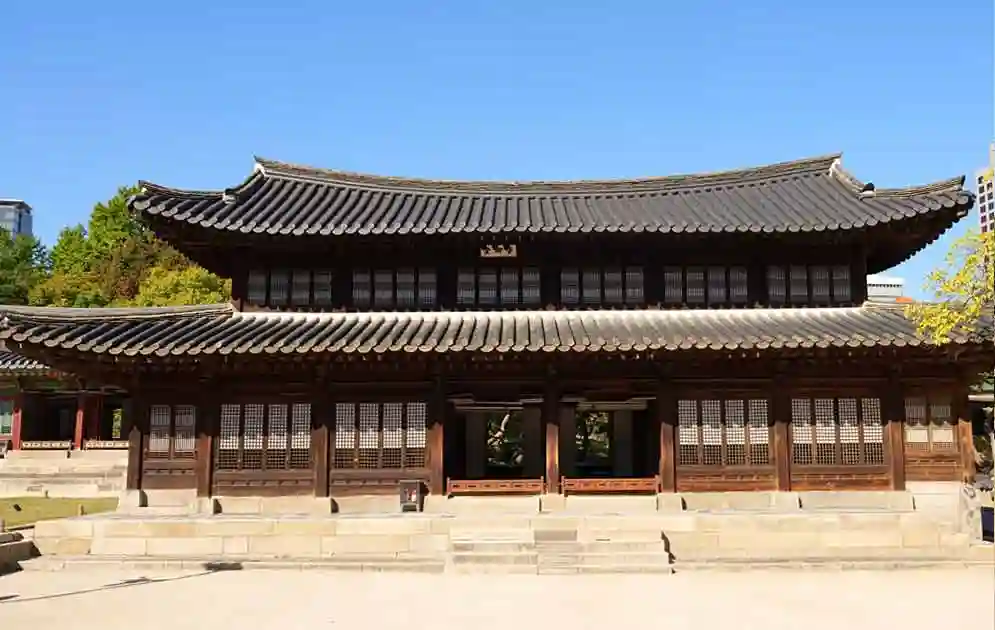 Seogeodang, the wooden building on the second floor of Deoksugung Palace